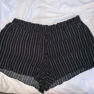 Never worn Flowy shorts!! NWT